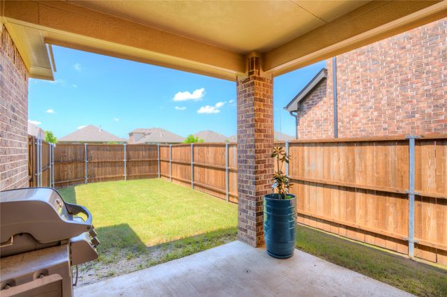 1113 Milfoil Drive, Justin, TX 76247