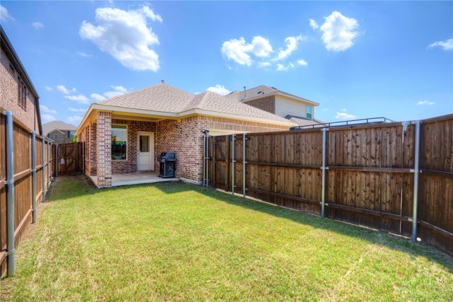 1113 Milfoil Drive, Justin, TX 76247