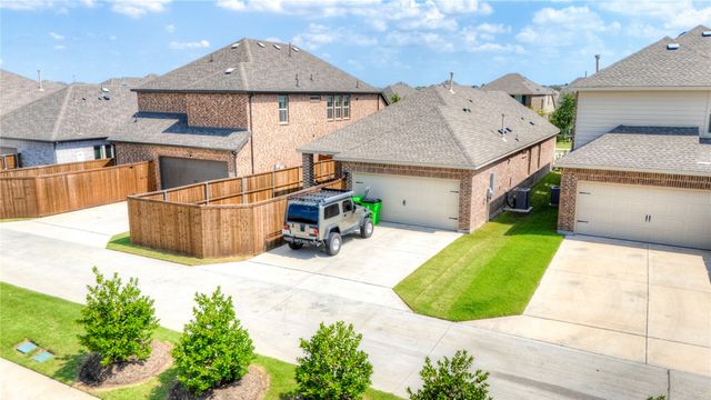 1113 Milfoil Drive, Justin, TX 76247