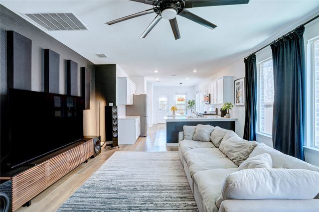 1113 Milfoil Drive, Justin, TX 76247