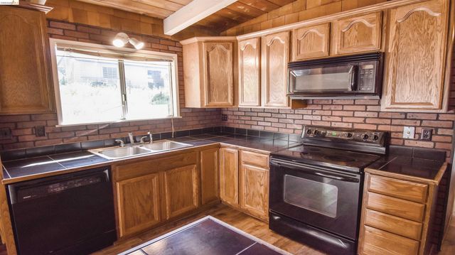 18191 Woodham Carne Rd, Sonora, CA 95370