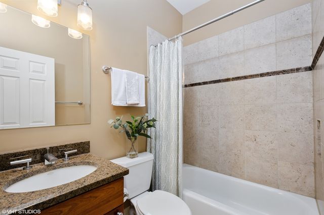 2222 W ARMITAGE Avenue 2E, Chicago, IL 60647