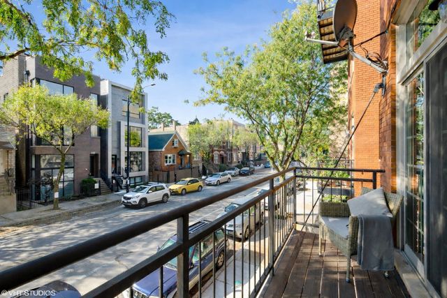 2222 W ARMITAGE Avenue 2E, Chicago, IL 60647