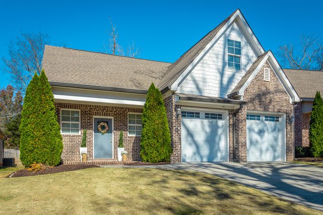 8153 Double Eagle Court, Ooltewah, TN 37363