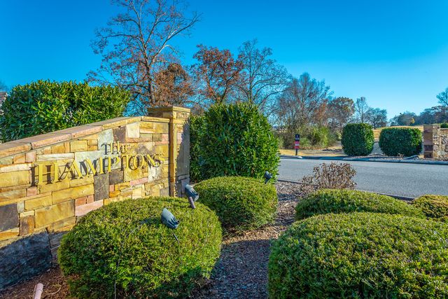 8153 Double Eagle Court, Ooltewah, TN 37363