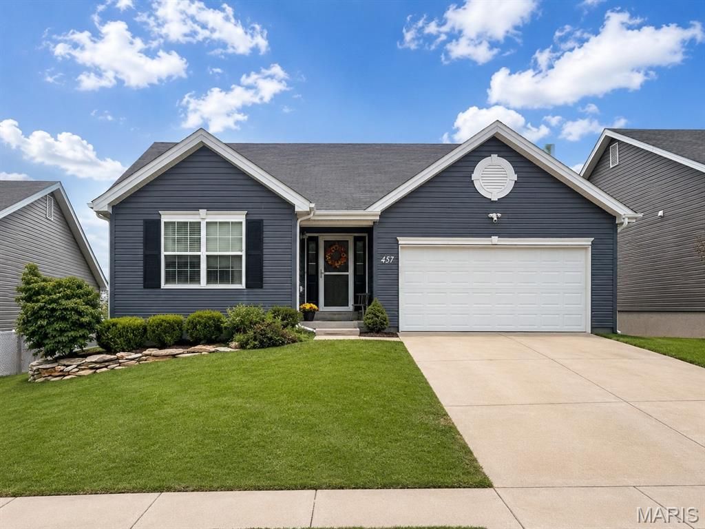 457 Timber Valley Trail, Fenton, MO 63026