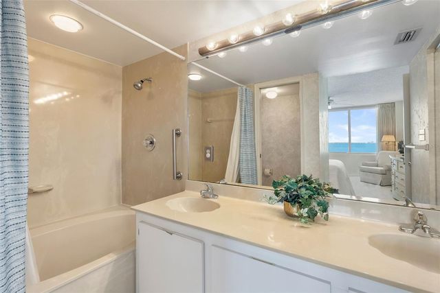 5155 ISLA KEY BOULEVARD S 304, St Petersburg, FL 33715