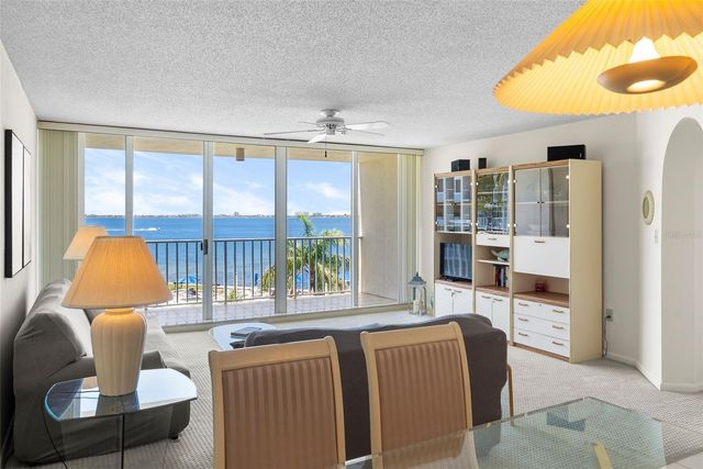 5155 ISLA KEY BOULEVARD S 304, St Petersburg, FL 33715