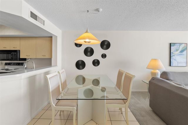 5155 ISLA KEY BOULEVARD S 304, St Petersburg, FL 33715