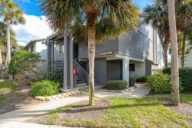 98 Village Del Lago Cir, St Augustine, FL 32080