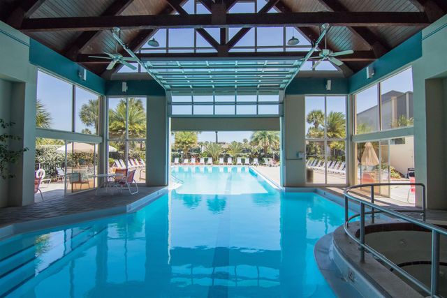 98 Village Del Lago Cir, St Augustine, FL 32080