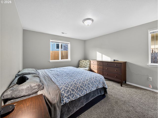 847 N DUNIWAY Rd, Lafayette, OR 97127