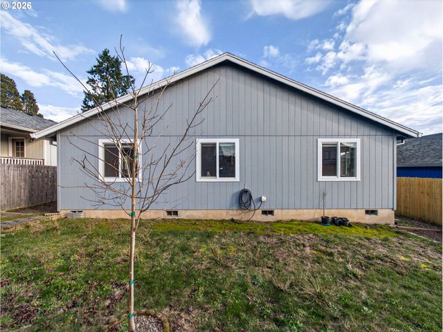 847 N DUNIWAY Rd, Lafayette, OR 97127