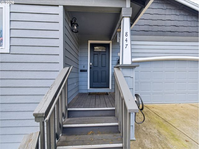 847 N DUNIWAY Rd, Lafayette, OR 97127