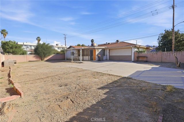 41272 Mayberry, Hemet, CA 92544