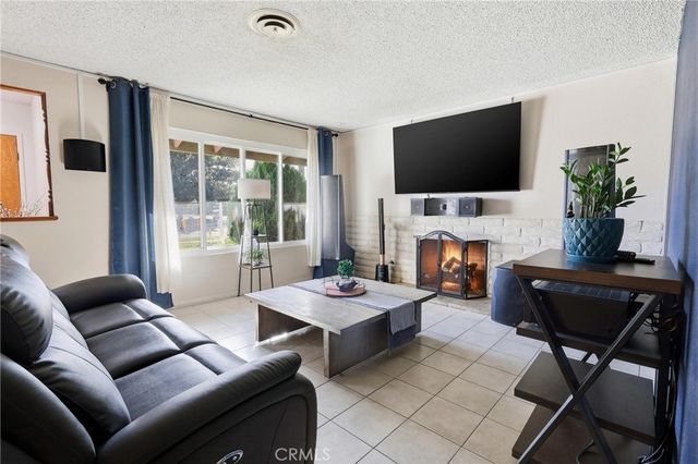 41272 Mayberry, Hemet, CA 92544