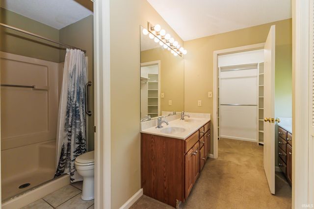 2509 W Riggin Road, Muncie, IN 47304