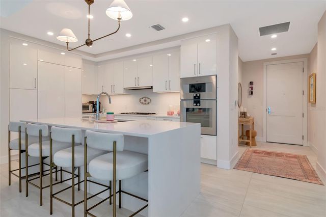 2103 BAYSHORE BOULEVARD 602, Tampa, FL 33606