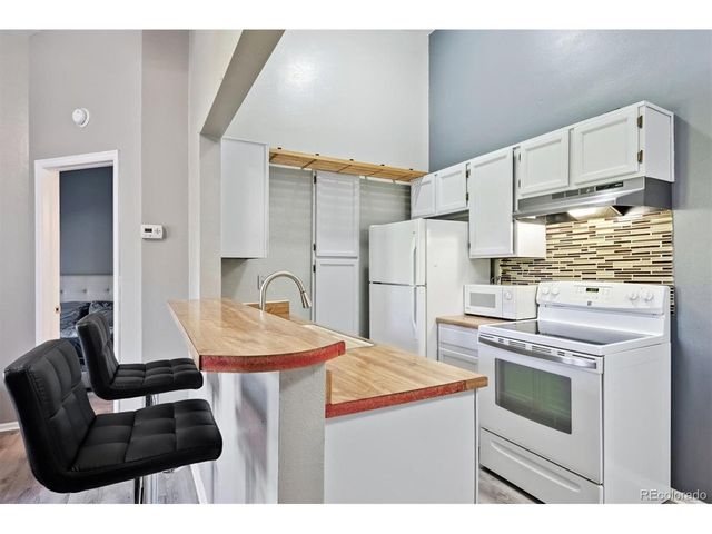5321 W 76th Ave 322, Arvada, CO 80003