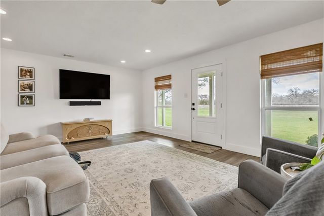 20947 FM 39, Iola, TX 77861