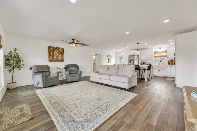 20947 FM 39, Iola, TX 77861