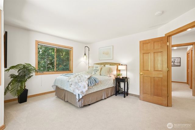 19119 SE 174th Street, Renton, WA 98058
