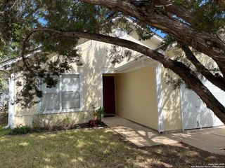 1053 Peach Tree, New Braunfels, TX 78132