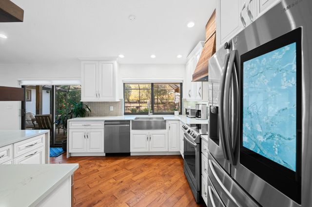 2901 NW 24 Terrace N, Boca Raton, FL 33431