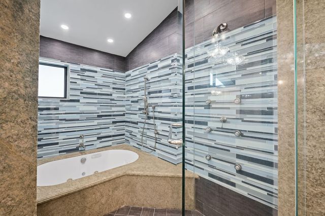 2901 NW 24 Terrace N, Boca Raton, FL 33431