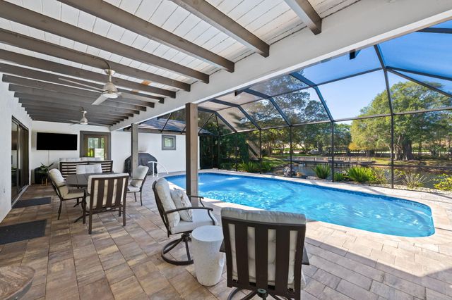 2901 NW 24 Terrace N, Boca Raton, FL 33431