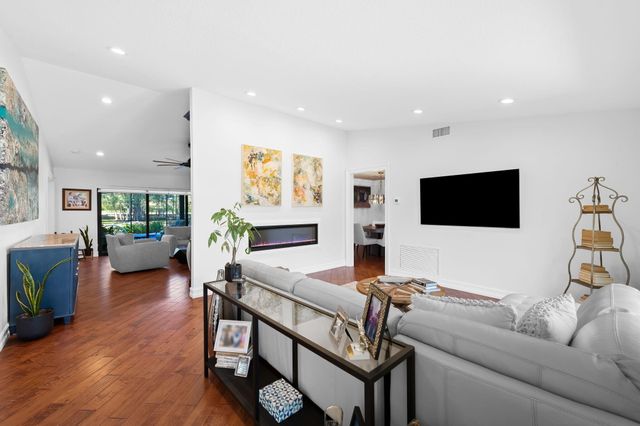 2901 NW 24 Terrace N, Boca Raton, FL 33431