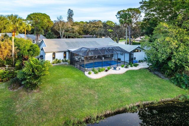 2901 NW 24 Terrace N, Boca Raton, FL 33431