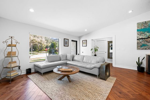 2901 NW 24 Terrace N, Boca Raton, FL 33431