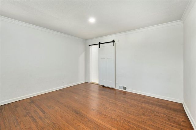 11201 E 40th Street S, Independence, MO 64052