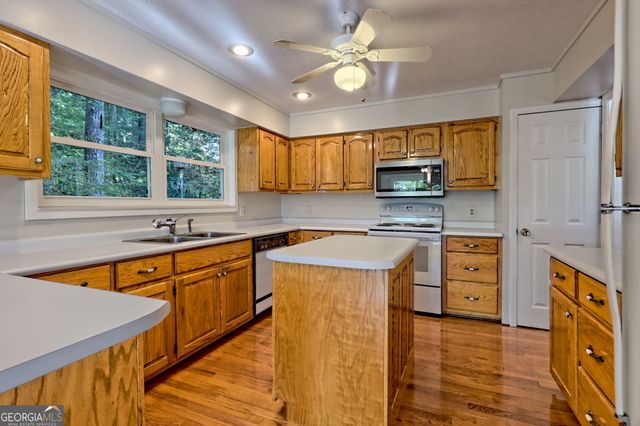 402 Eagle Drive, Blairsville, GA 30512