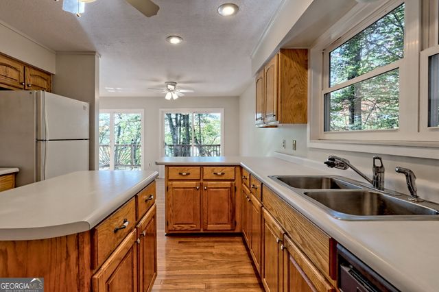 402 Eagle Drive, Blairsville, GA 30512