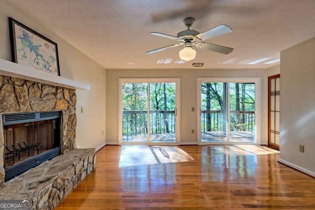 402 Eagle Drive, Blairsville, GA 30512