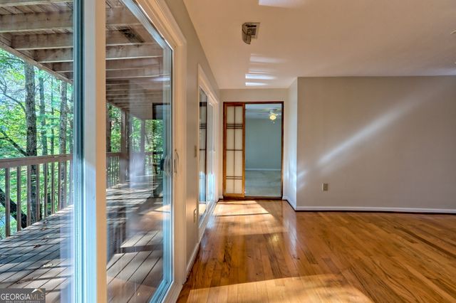 402 Eagle Drive, Blairsville, GA 30512