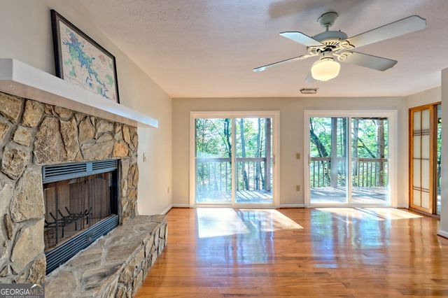 402 Eagle Drive, Blairsville, GA 30512