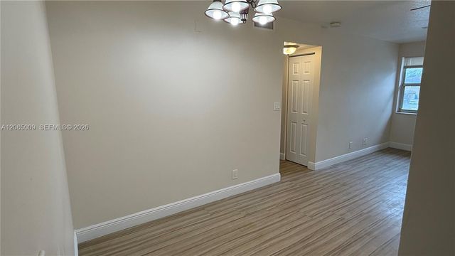 1006 Twin Lakes Drive 20-E, Coral Springs, FL 33071