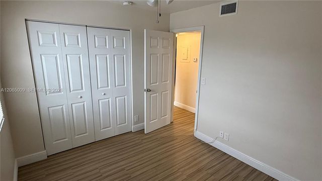 1006 Twin Lakes Drive 20-E, Coral Springs, FL 33071