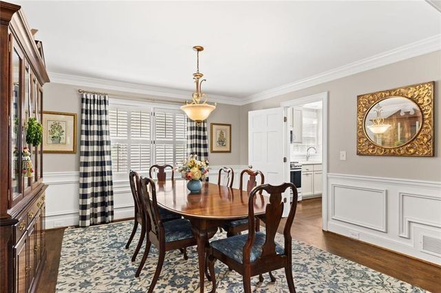 877 Guinevere Way SW, Lilburn, GA 30047