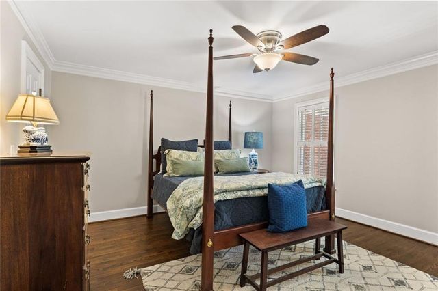 877 Guinevere Way SW, Lilburn, GA 30047
