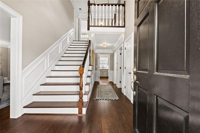 877 Guinevere Way SW, Lilburn, GA 30047