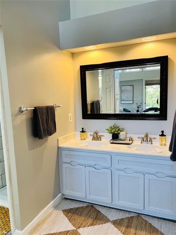 812 Coverdale LN, Virginia Beach, VA 23452