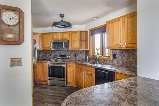 9512 LAURA LANE, Winneconne, WI 54986