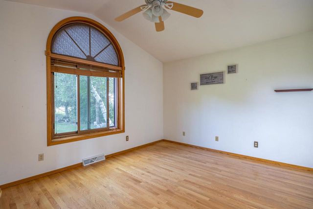 9512 LAURA LANE, Winneconne, WI 54986