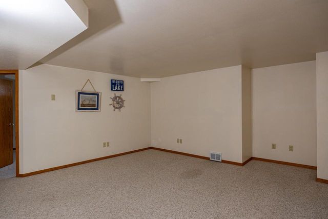 9512 LAURA LANE, Winneconne, WI 54986