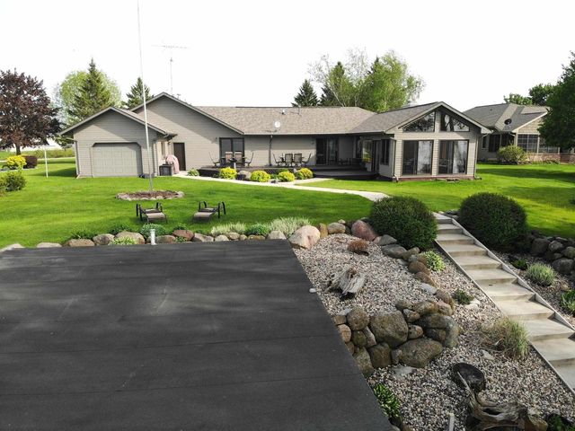 9512 LAURA LANE, Winneconne, WI 54986