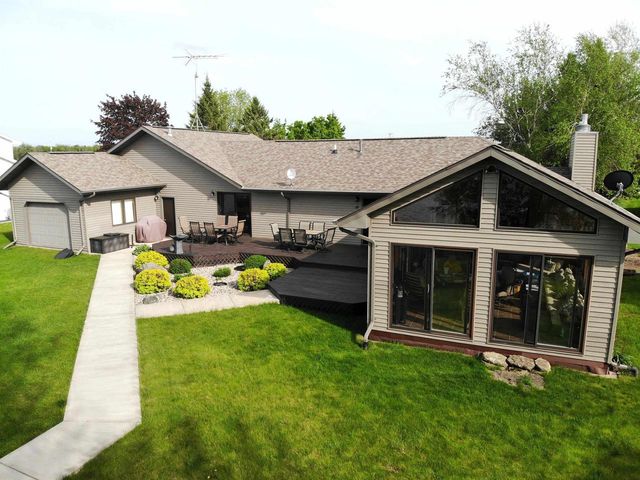 9512 LAURA LANE, Winneconne, WI 54986